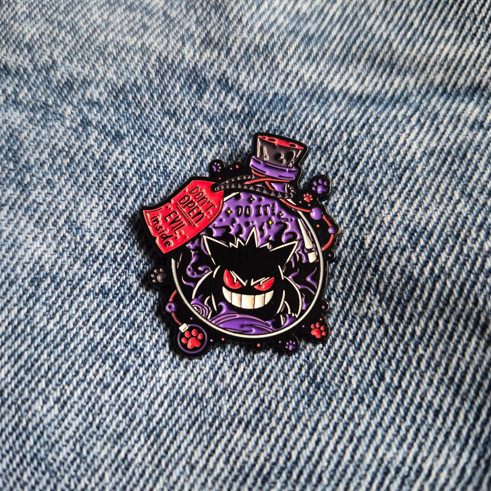 Pin Gengar Botella